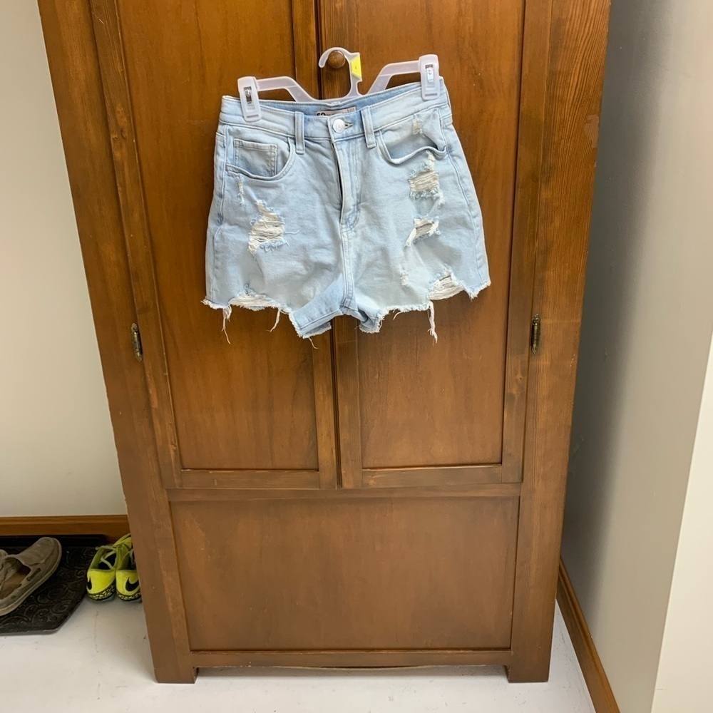 SO super high waist boyfriend short size 5/27W 4 in inseam #secondhand summer